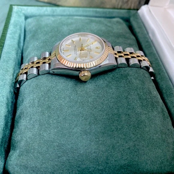 Ladies Rolex - Oyster Datejust - Jubilee Bracelet - Picture 12 of 12